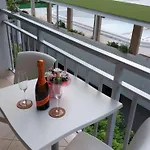 Nizic Apartment *