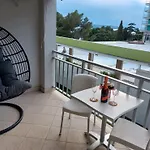 Nizic Apartment *